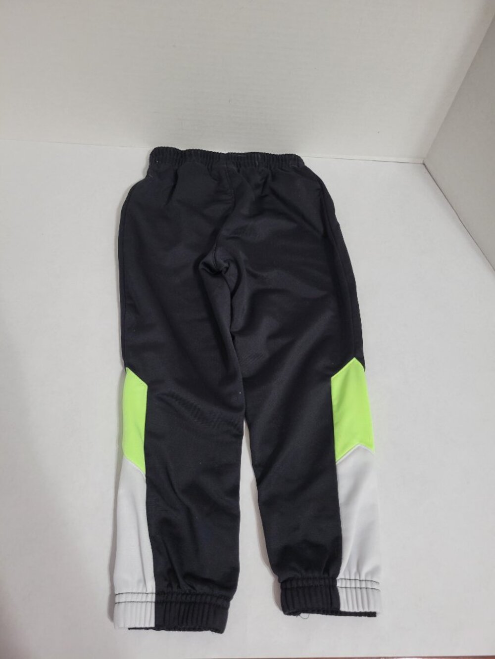 Nike Toddler 2 Piece Track Suit Black/White/Neon Green Size 4T - Picture 3 of 8